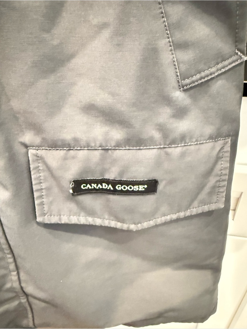 Canada Goose Men's Langford Hooded Parka with Fur Trim size small - Picture 6 of 9